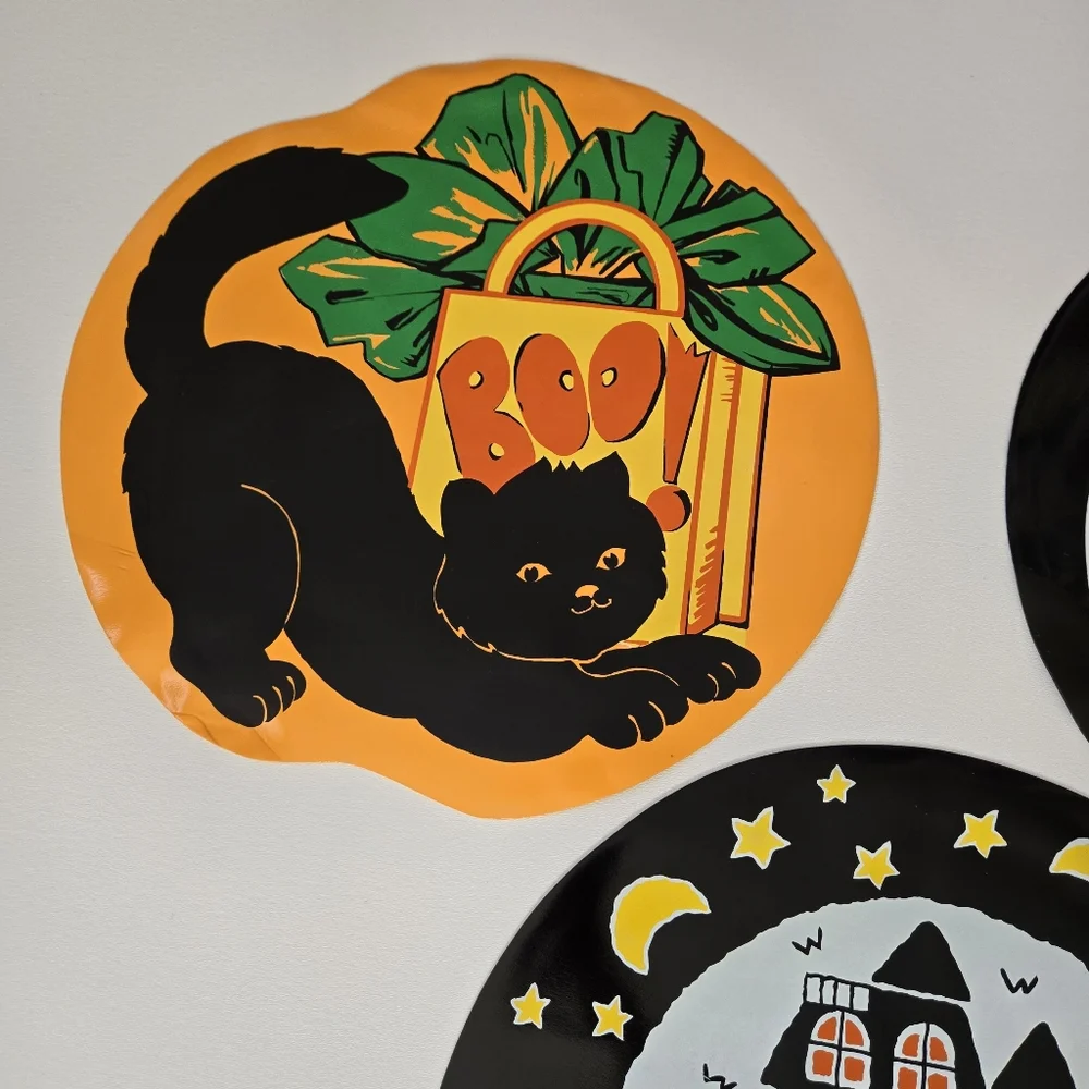 Vtg 80s Vinyl Halloween Placemats Black Cat Spooky Ghost Vinyl Nostalgia Round‎